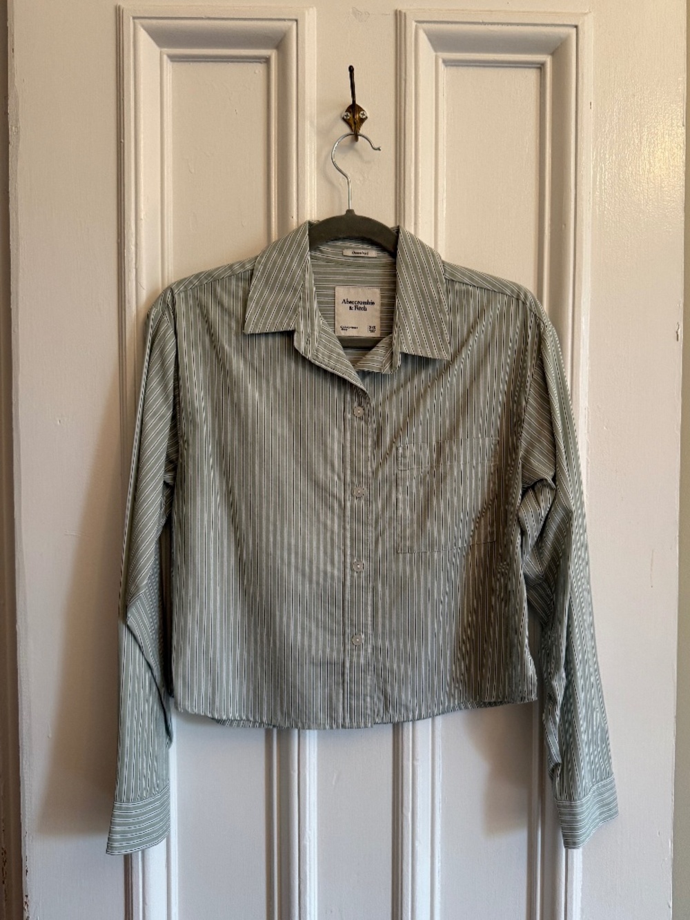 Abercrombie Women's Oversized Cropped Poplin Shirt - Green Stripe - Size XXS